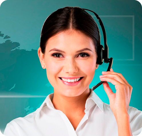 joven femenina trabajando en call center Claro cLOUD joven femenina trabajando en call center Claro cLOUD